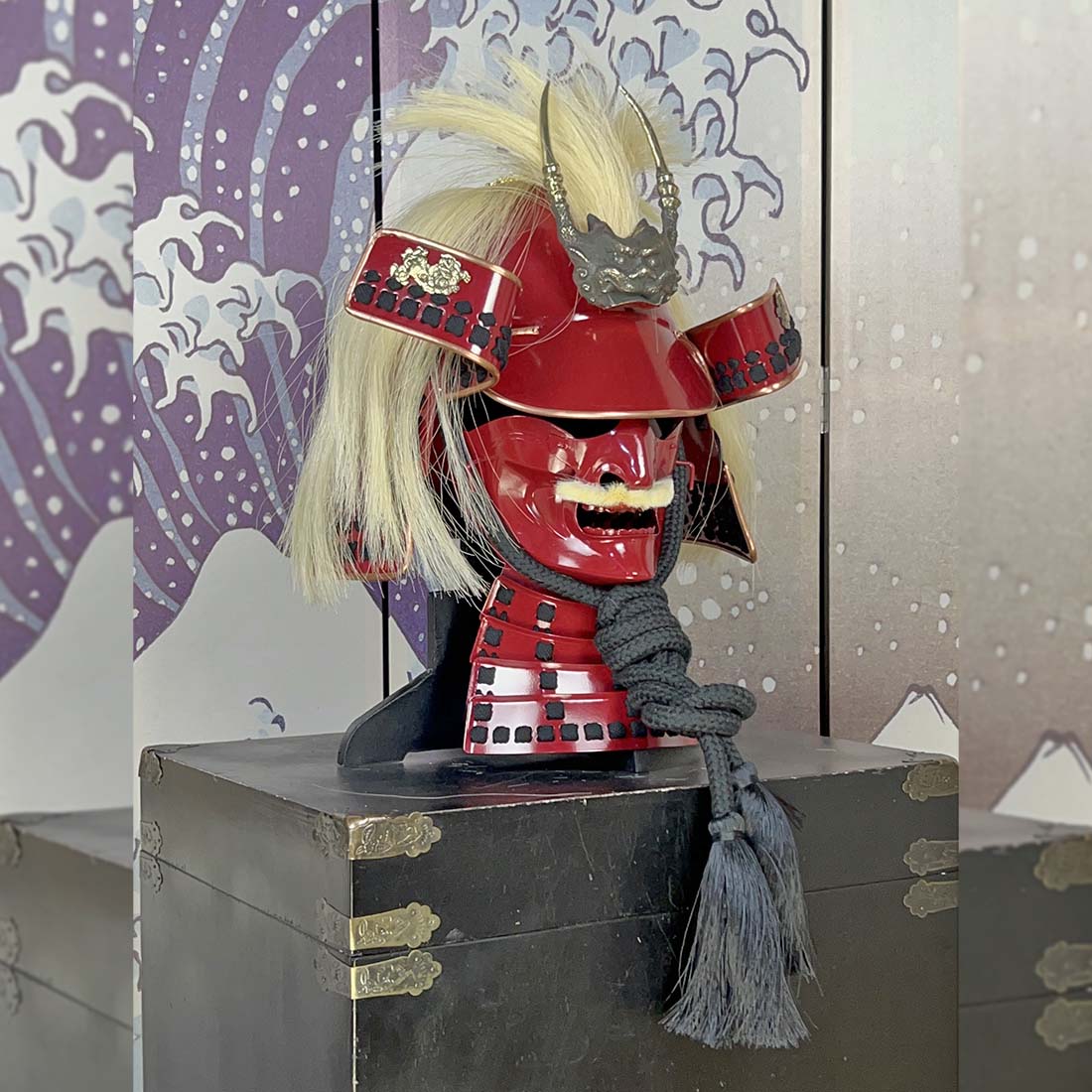 Japanese Antique Samurai Wearable Armor Helmet Display Prop - Image 4