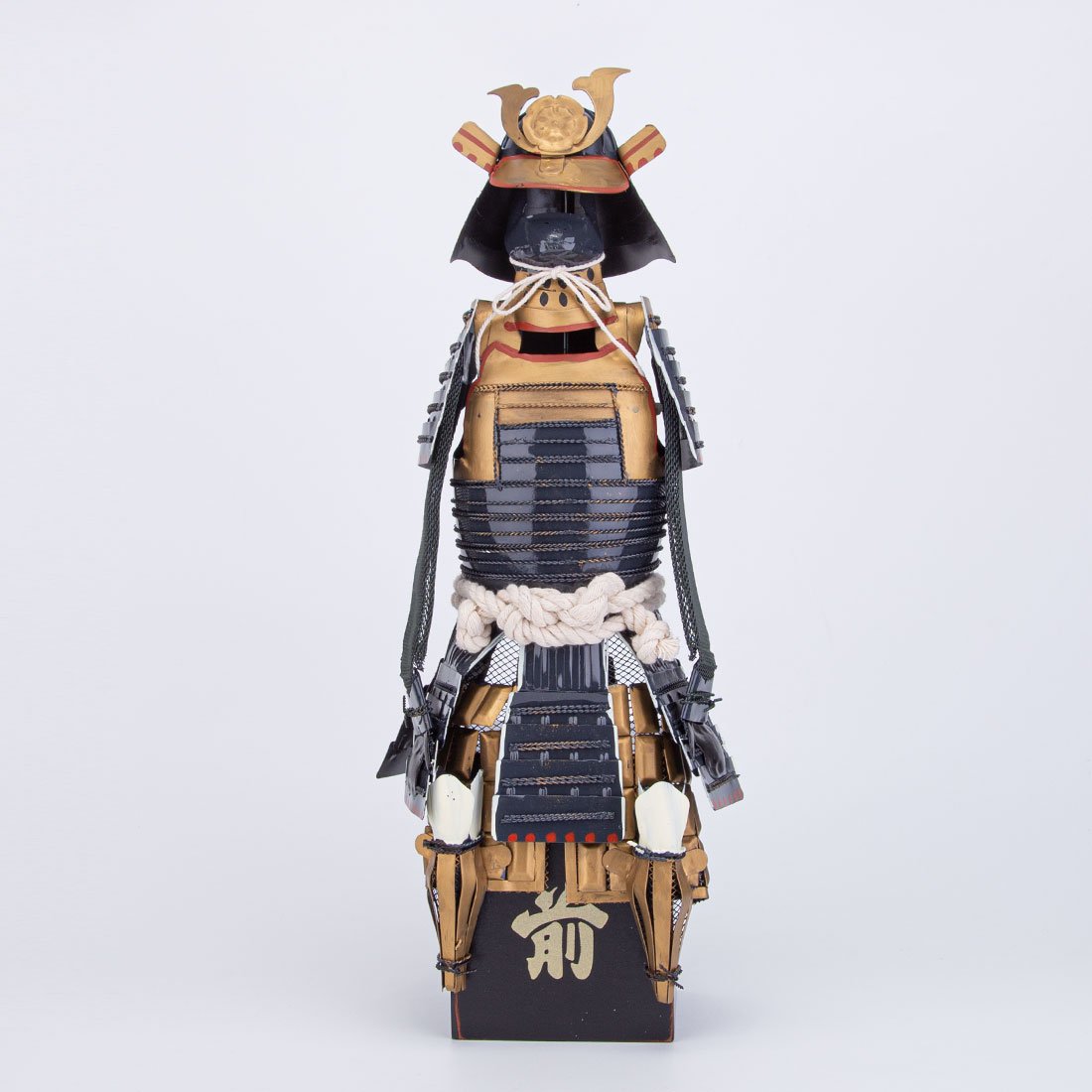 Oda Nobunaga Japanese Armor Samurai Model Home Decoration with Base - Image 6