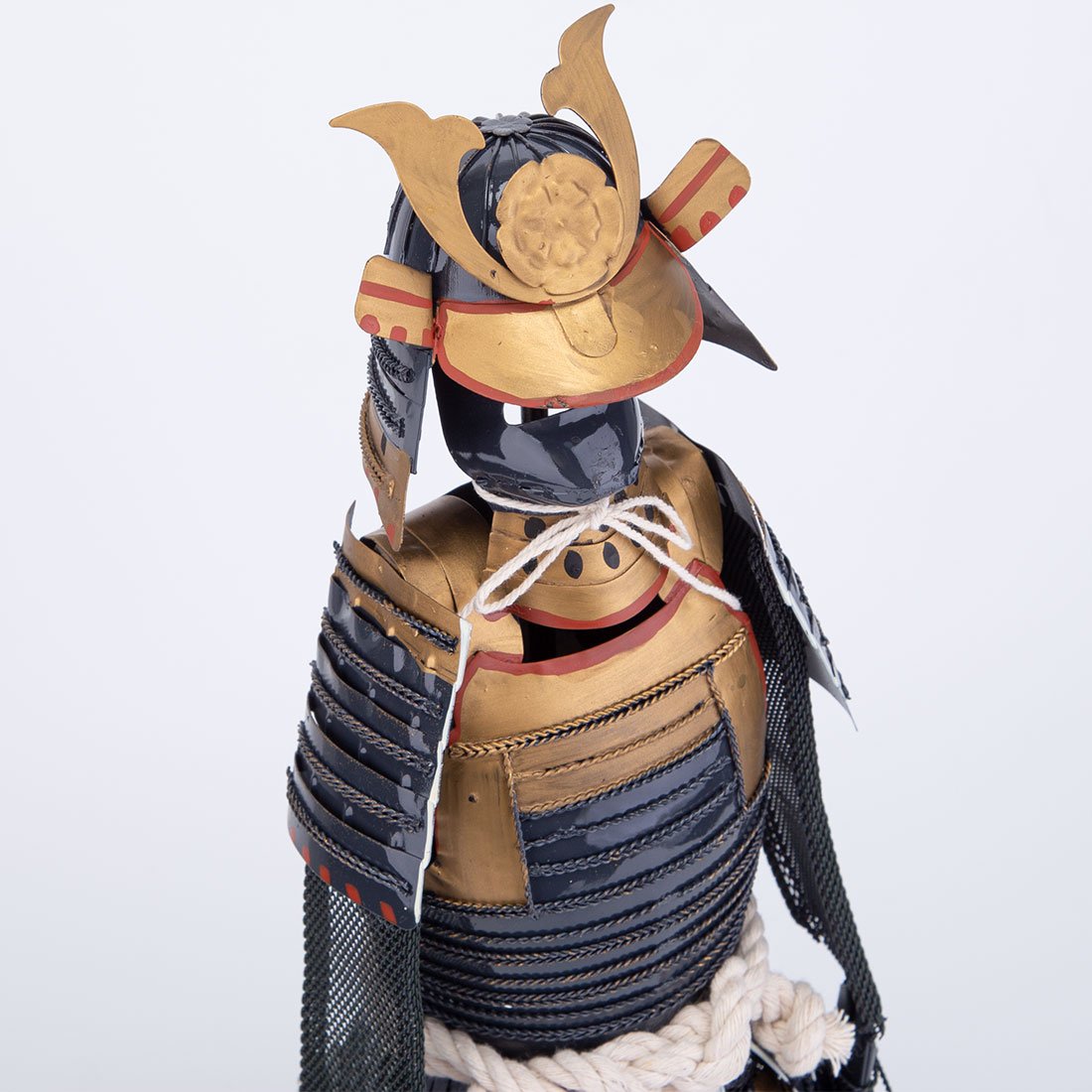 Oda Nobunaga Japanese Armor Samurai Model Home Decoration with Base - Image 2